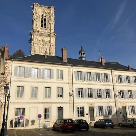 La Chapelle, Les Suites Du Palais, L'Unique 5 Etoiles De Nevers, Suite D'Exception, By Primo C0Nciergerie Ngoại thất bức ảnh
